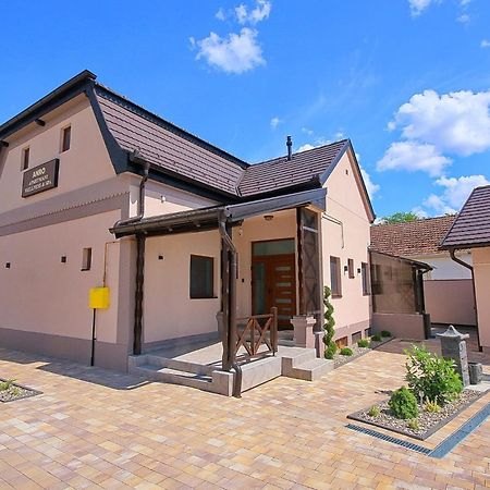 Anro Apartment Palic Bagian luar foto