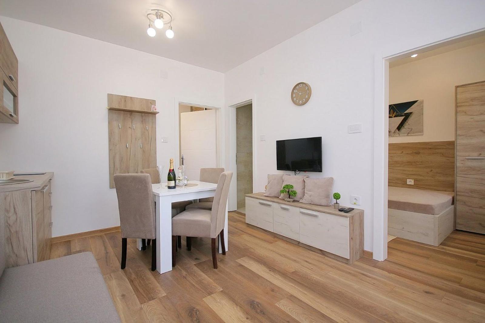 Anro Apartment Palic Bagian luar foto