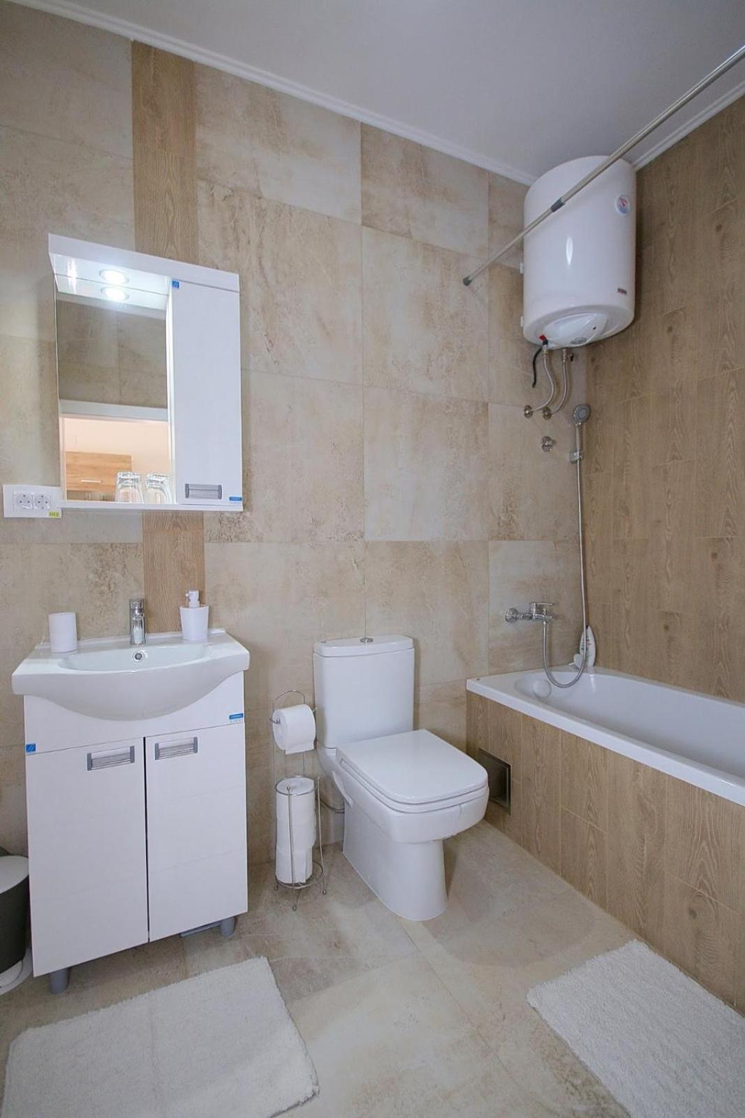 Anro Apartment Palic Bagian luar foto