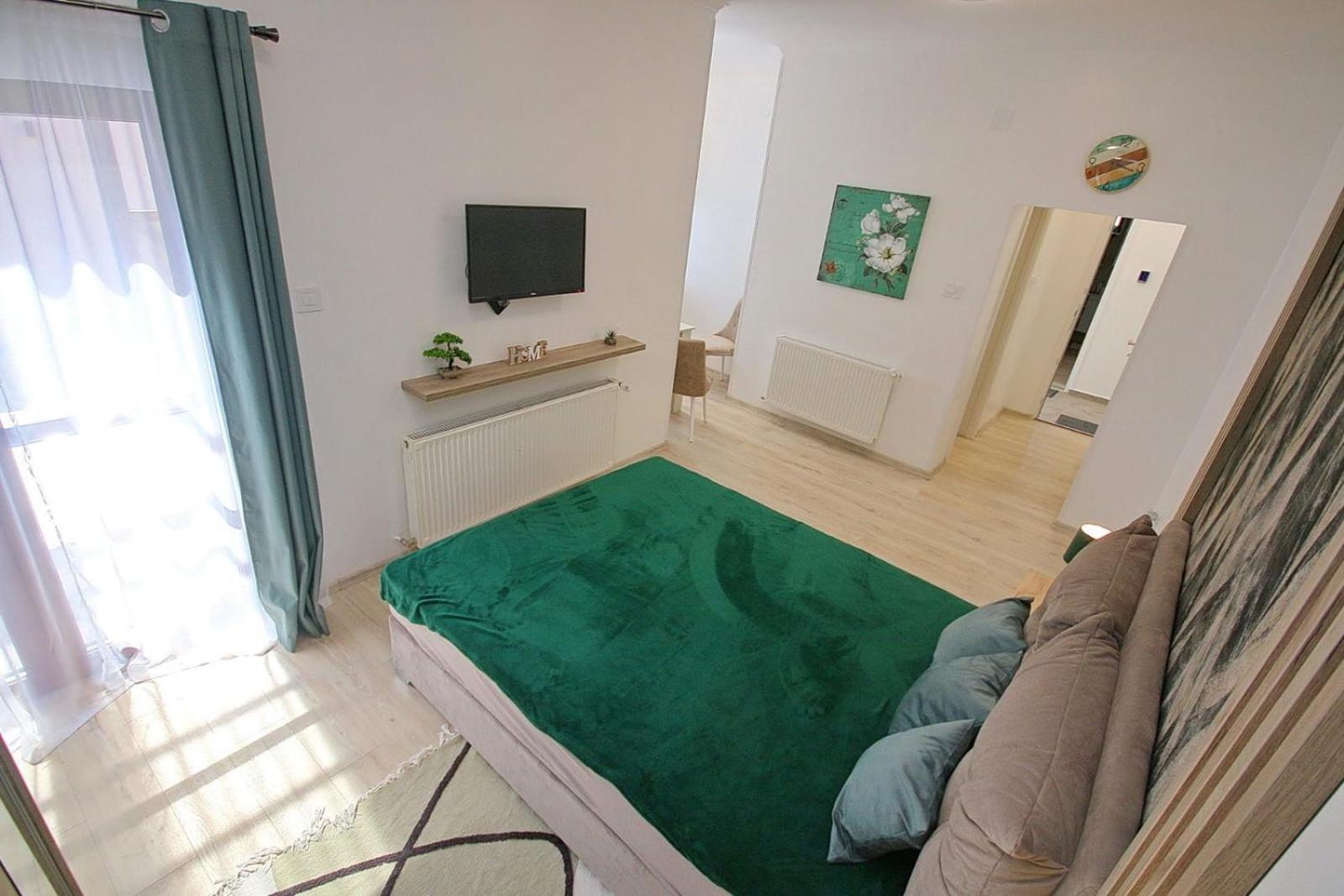 Anro Apartment Palic Bagian luar foto