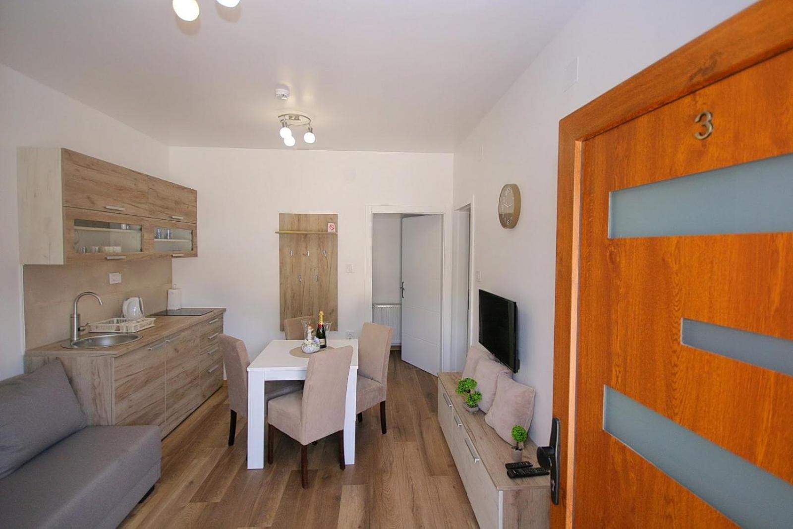 Anro Apartment Palic Bagian luar foto