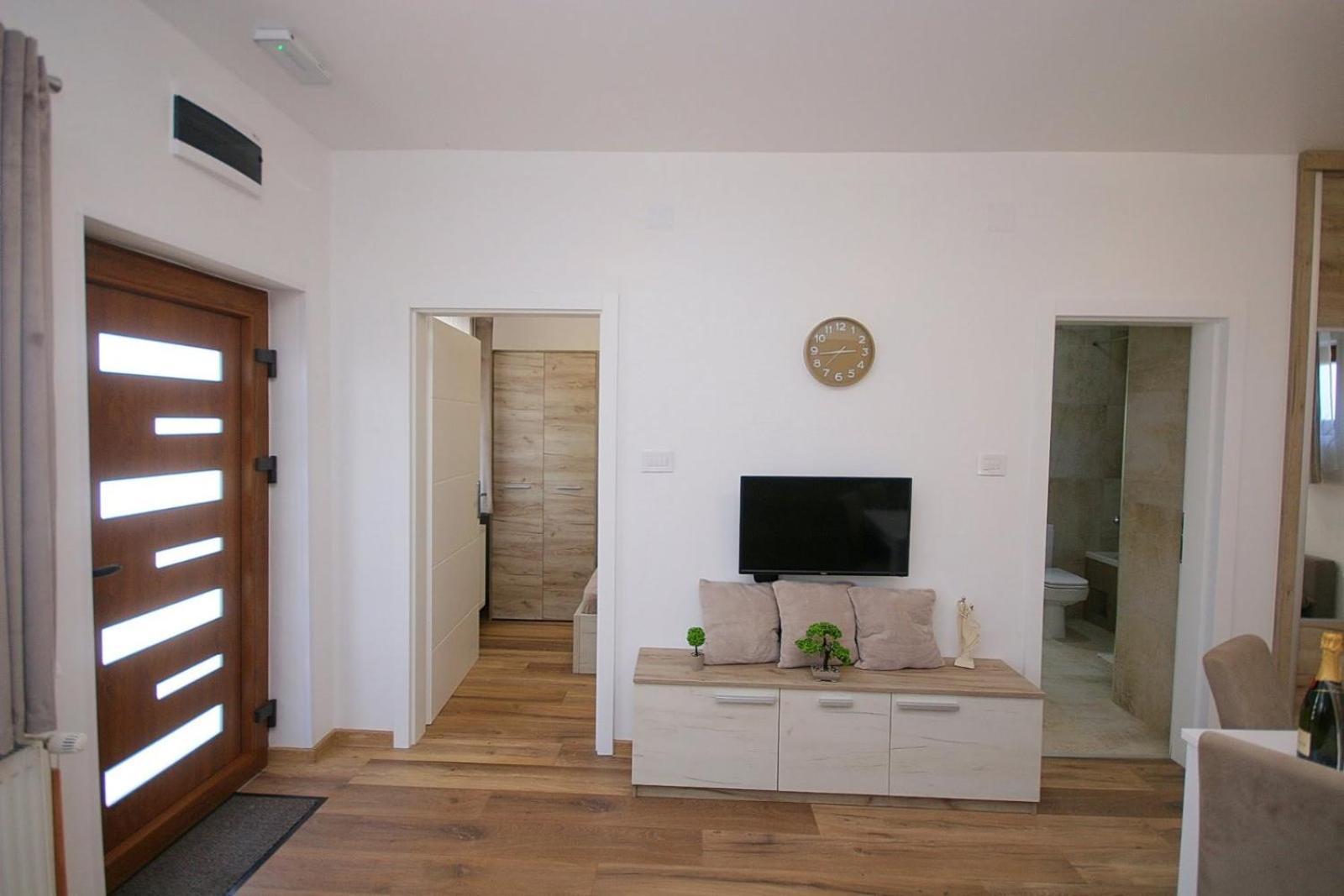 Anro Apartment Palic Bagian luar foto