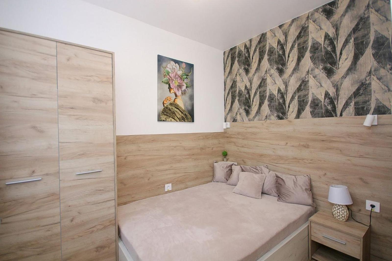 Anro Apartment Palic Bagian luar foto