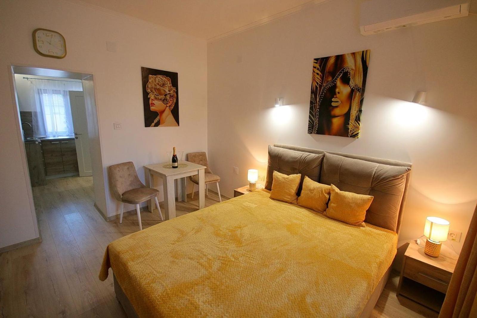 Anro Apartment Palic Bagian luar foto